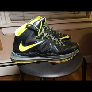 Nike lebron 10 sz 11